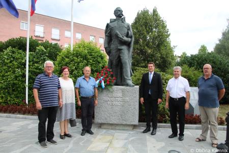 Položitev cvetja k spomeniku Rudolfa Maistra - Vojanova ob obletnici smrti (4)